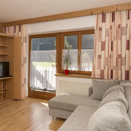 Zenauerhof Apartmán *